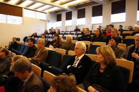 Opnunarávarp – opinber stefna í fjölmiðlamálum