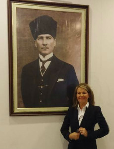 Herdís og Kemal Ataturk lítil