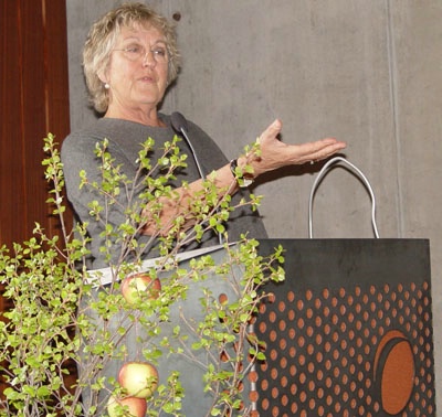 Germaine Greer á Tengslaneti  III