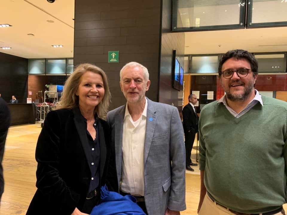 Jeremy Corbyn við innsetningu nýs forseta Mexíkó í embætti