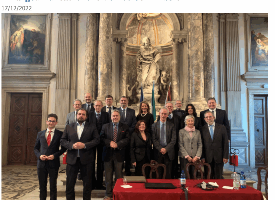 Öll álit Feneyjanefndar